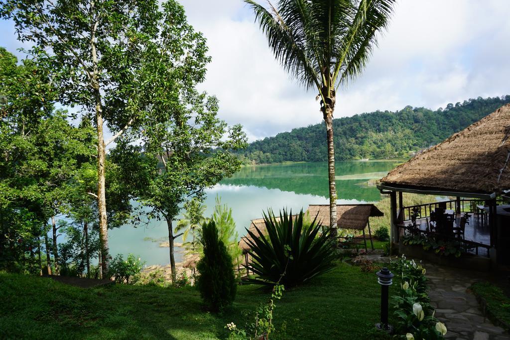Green Lake Linow Hotel Tomohon Exterior photo